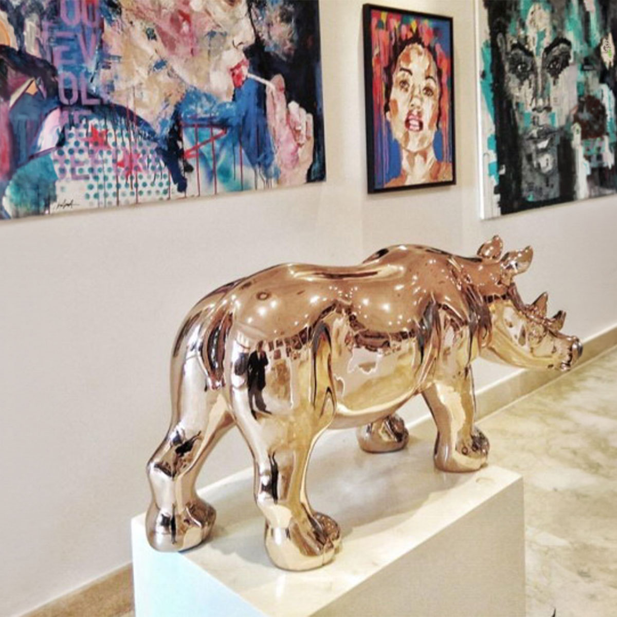 Small Decorative Rhinoceros Chrome Figure - Image 2