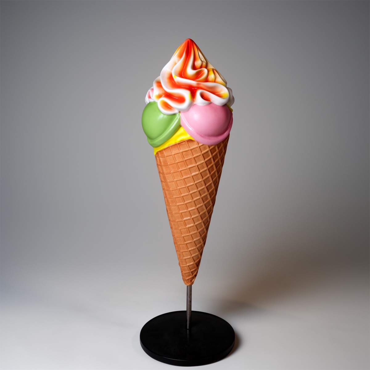 Advertising Scoop Ice Cream With Whipped Cream Figure