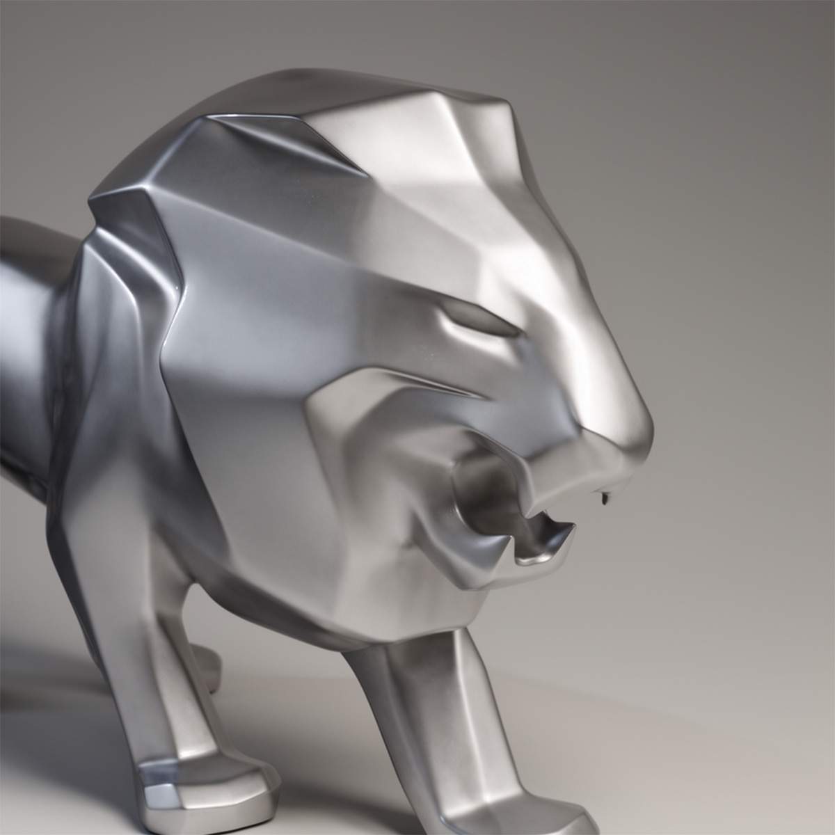 Exclusive Lion Figure - Silver Gloss - Image 2