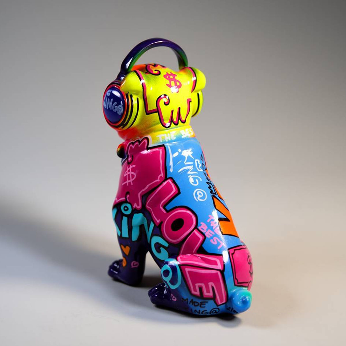 Decorative Bulldog With Headphones Kinga Pop Art Figure - Image 4