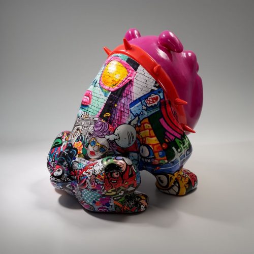 Bulldog Avella Dog 55cm - graffiti