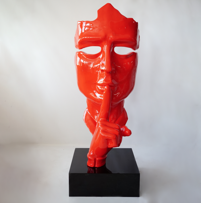 Duża maska na podstawie - Czerwona