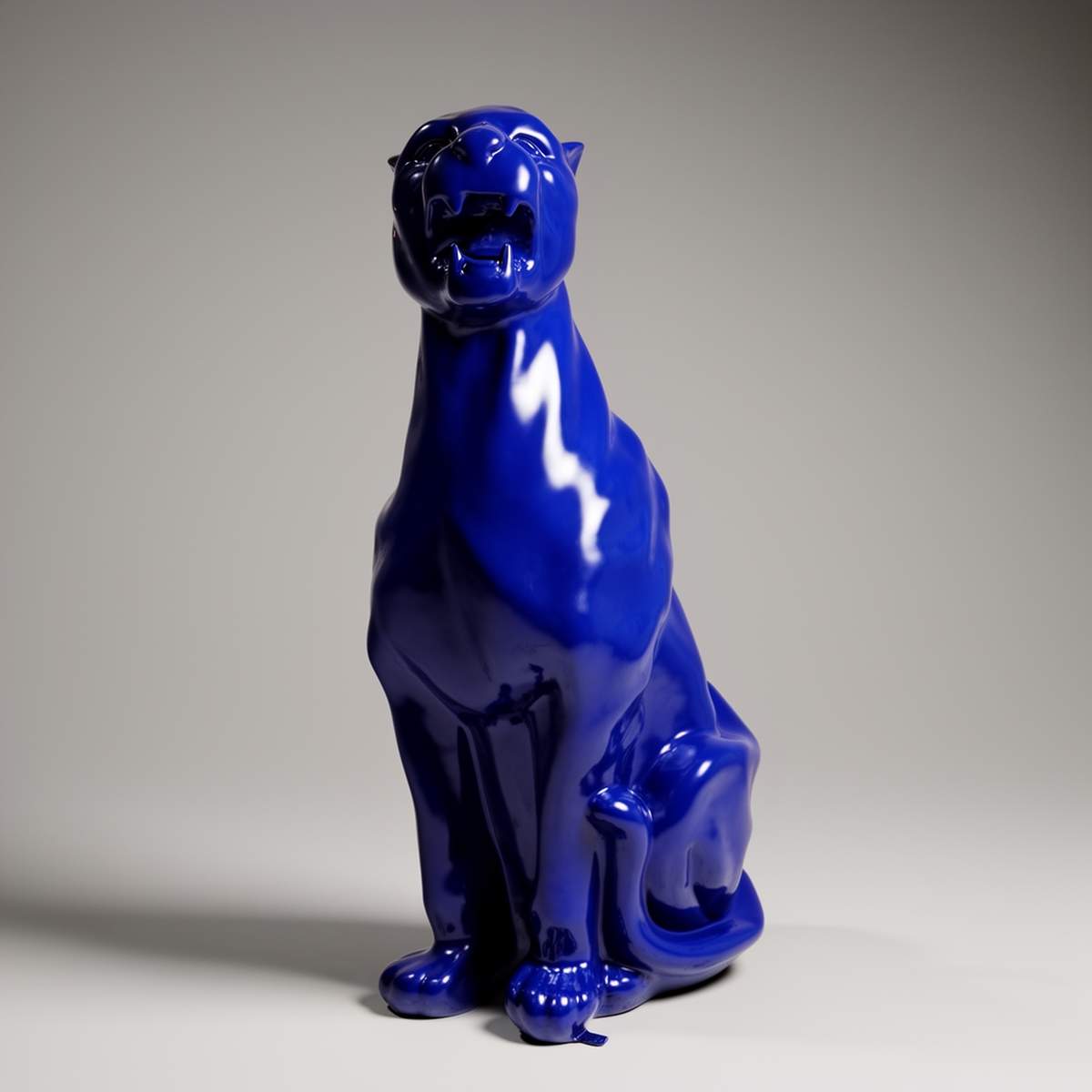 Decorative Panther Sitting XXL Figure - Image 3