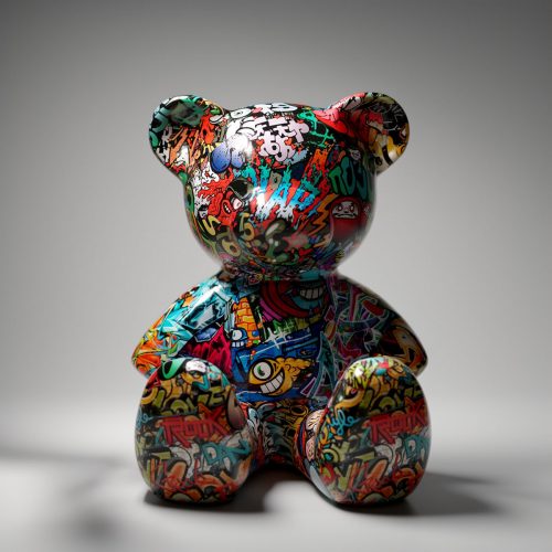 Small Sitting Bear - Graffiti
