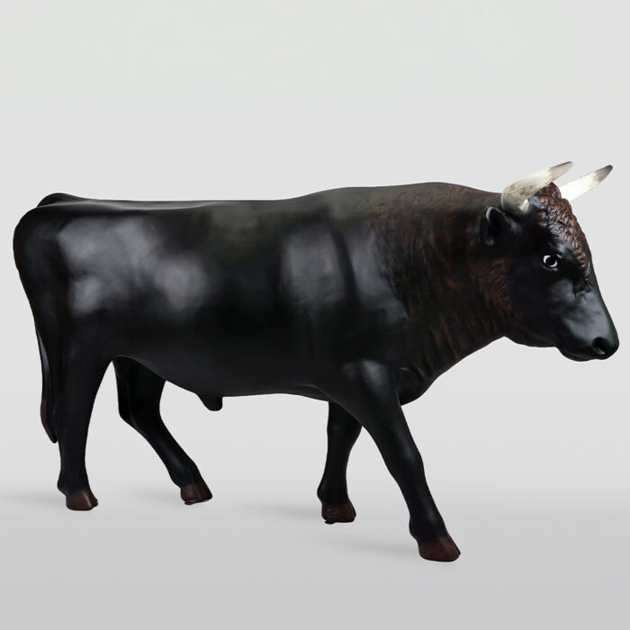 Life-Size Bull Figure - Image 2