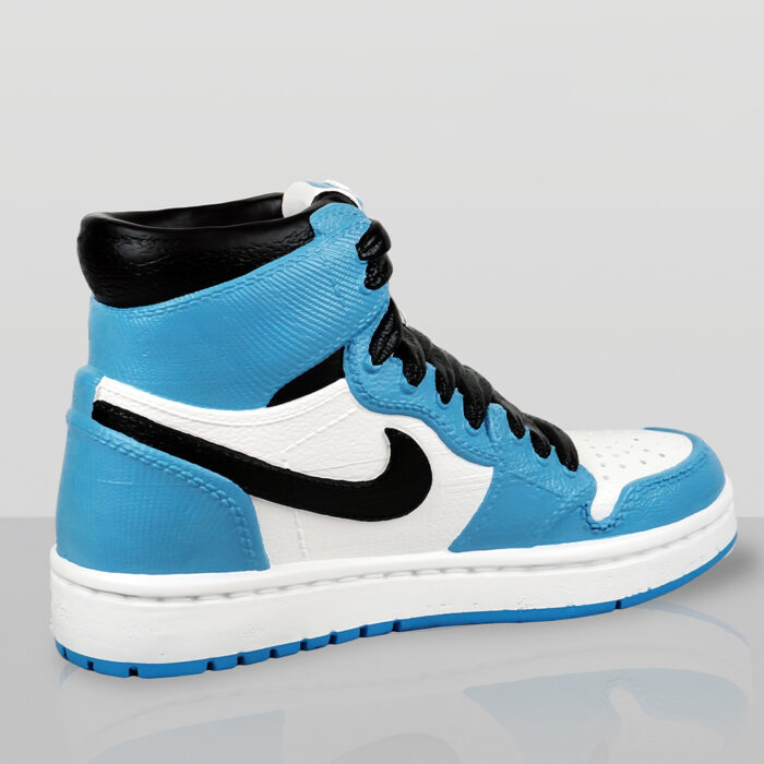 Decorative Figurine – Giant Nike Air Jordan I Shoe - Image 2