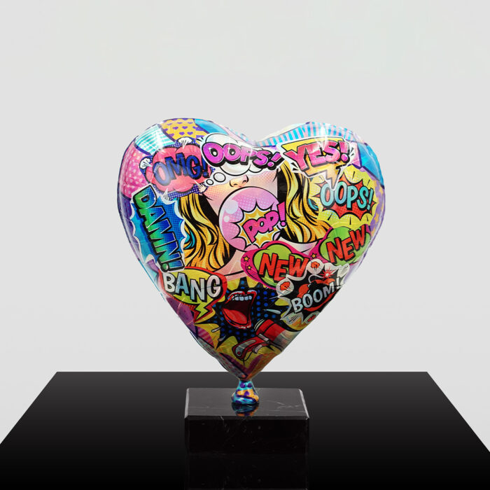 Decorative Heart-Shaped Balloon Figurine - Image 4