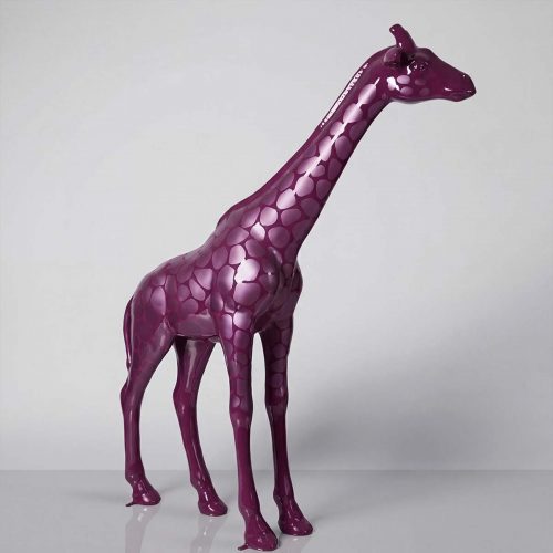 figure giraffe sculpture in glossy purple fiberglass with stylized spots, modern decorative piece for mall or event displays