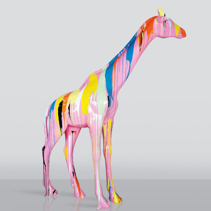 Large Life-Size Giraffe Figure – Trash