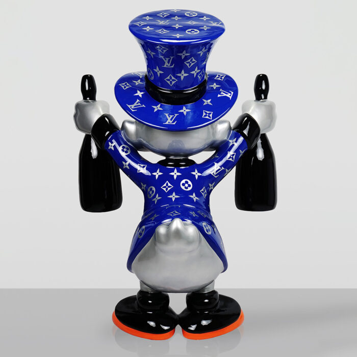 Decorative Figurine – Large Blue Scrooge McDuck - Image 2