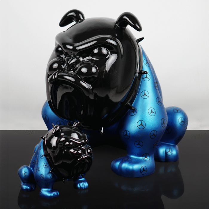 Exclusive Bulldog Avella Figure – Blue AMG - Image 3