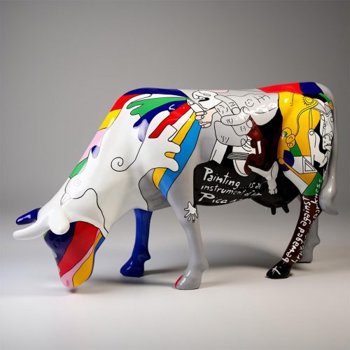 Large Figure – Hand-Painted Cow, Pablo Picasso Motif