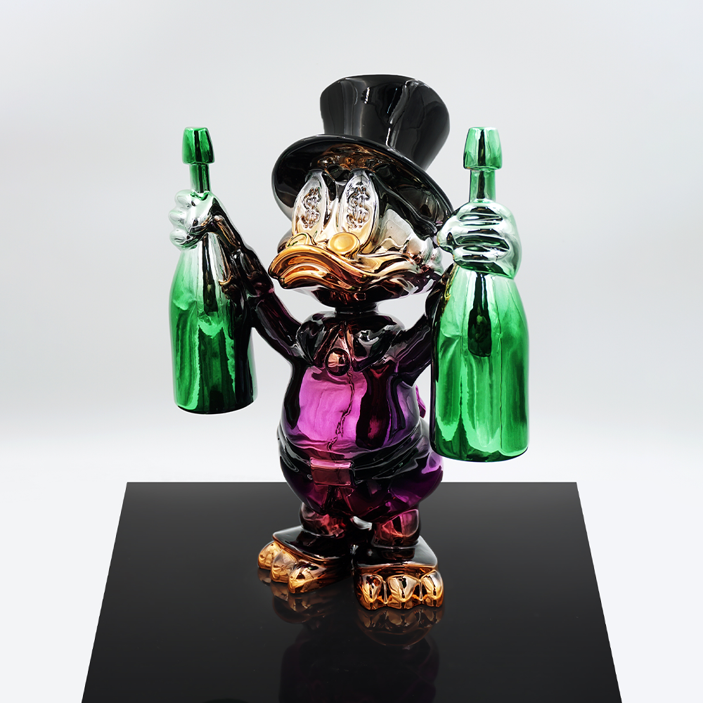 Decorative Figure – Mini Scrooge McDuck in Chrome 4 Decorative Figure – Mini Scrooge McDuck in Chrome - Image 4