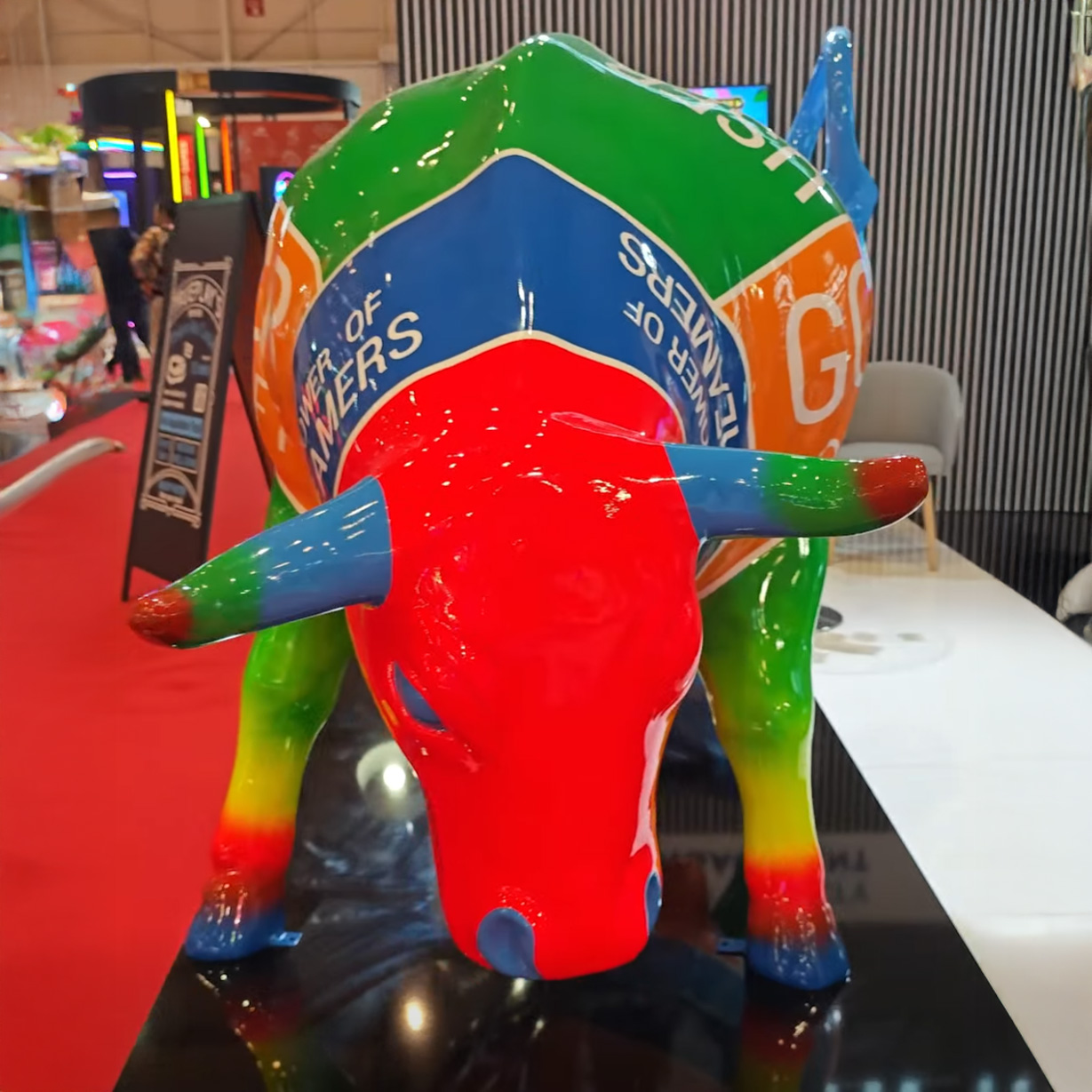 TruePlay Advertising Bull – Custom XXL Trade Fair Figure 6 truplay byk 12