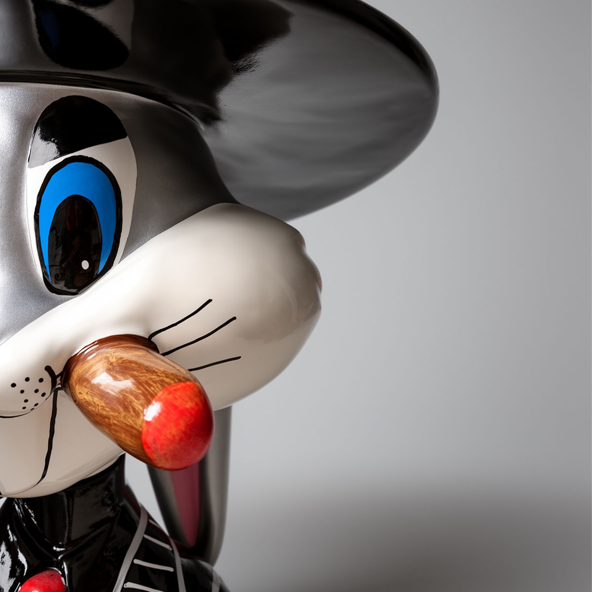 Bugs Capo Rabbit Decorative Figure - Image 11