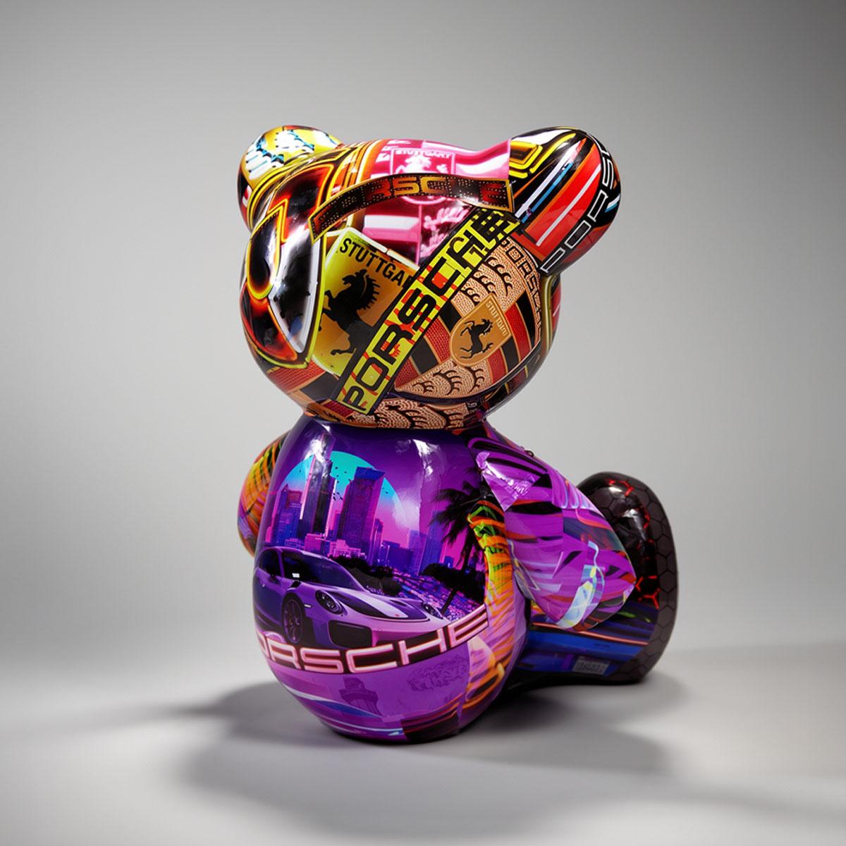 Artystyczna Figura Misia Siedzącego Porsche - przód