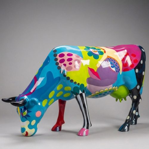 Artystycznie Malowana Figura Krowy Pasącej Się - Pastelowy Pop Art