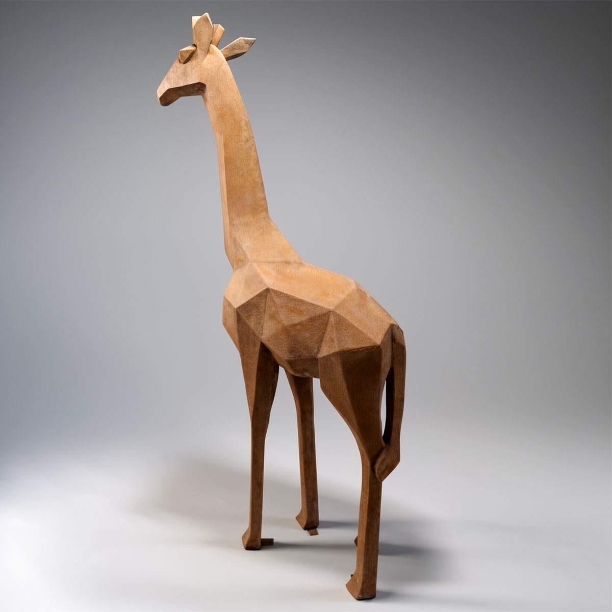 Low Poly Geometric Giraffe Rust Effect Figure - Image 3