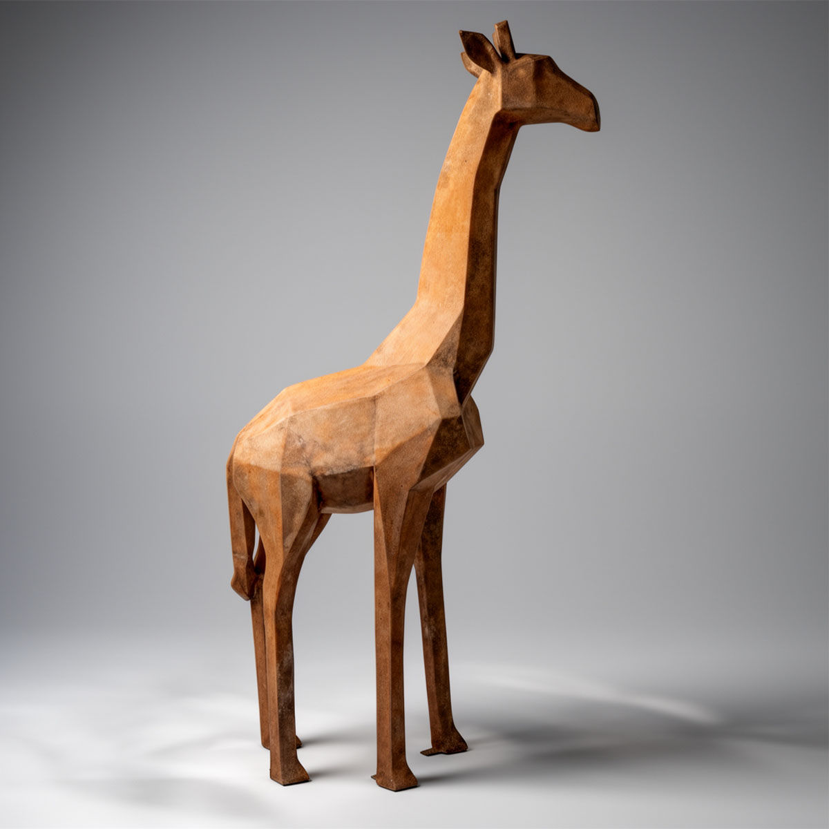 Low Poly Geometric Giraffe Rust Effect Figure - Image 4